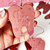 Kit 8 Pingentes Natalinos com palavras inspiradoras para decoração - Rose Gold na internet