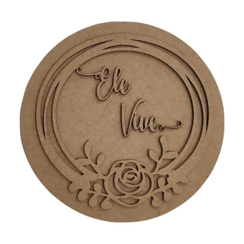 GUIRLANDA COM FUNDO E ESCRITA ELE VIVE 30CM