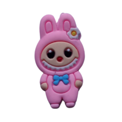 CHARMS CON FORMA DE LABUBU ROSA - comprar online