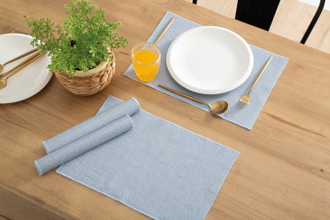 Set de 4 individuales de cuerina pesada con estampa efecto lino en internet