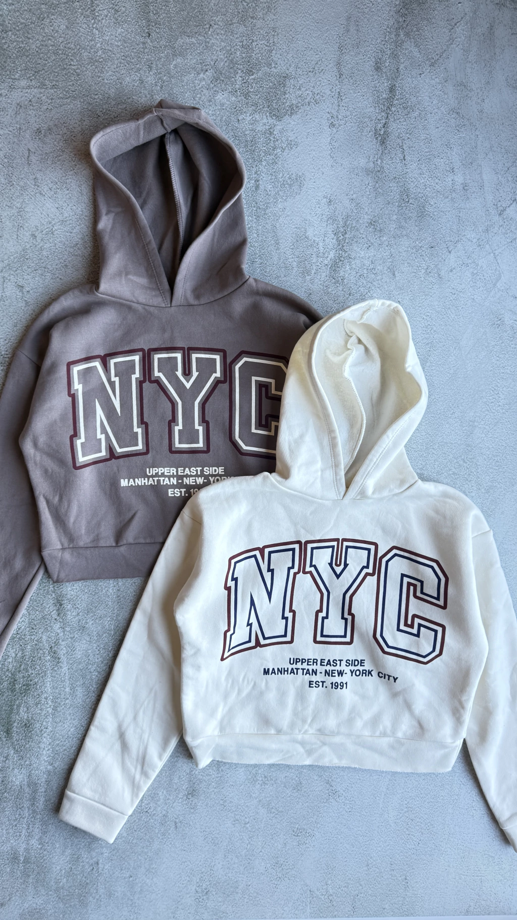 Buzo crop estampado
