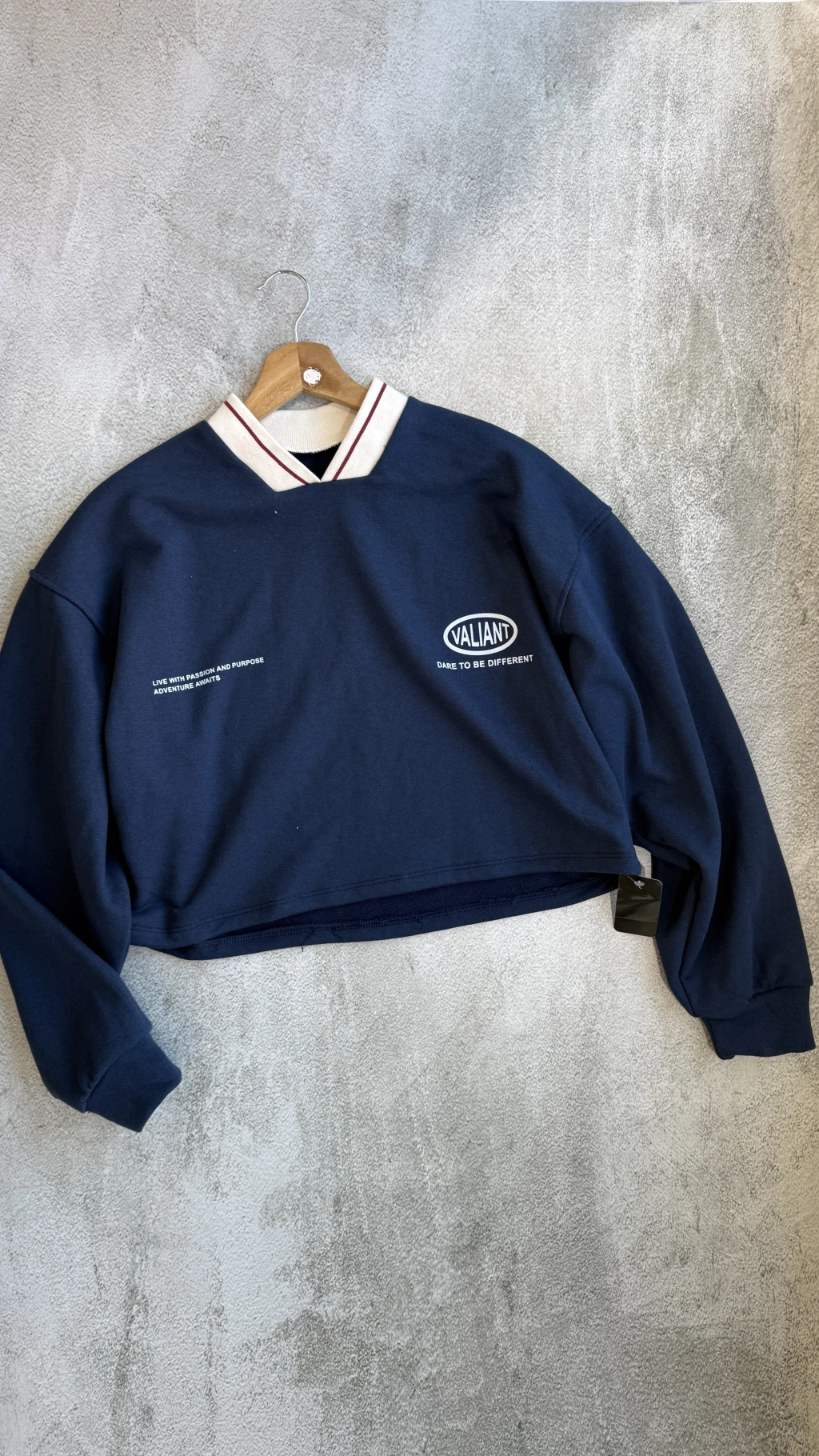 Buzo crop