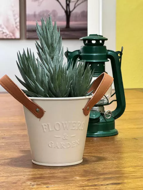 Vaso lata alças corino (não acompanha plantas)