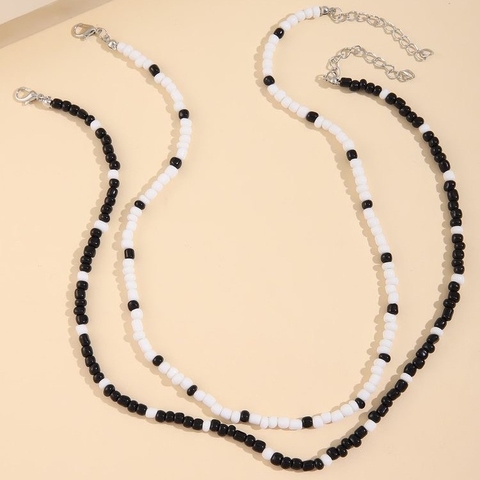 Collar Black and White III