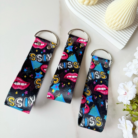 Llaveros Cinta Sublimada Kiss - comprar online