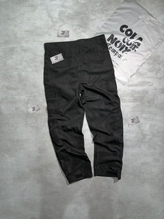 Calça Essentials Fear Of God na internet