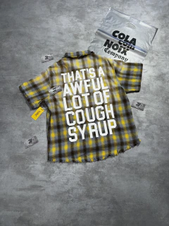 Camisa That’s A Awful Lot Of Cough Syrup (Flanelada) - Cola Com Noix Company 