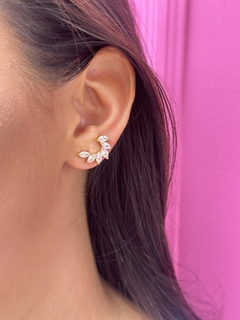 Brinco ear cuff em C gotas zircônia semijoia - comprar online