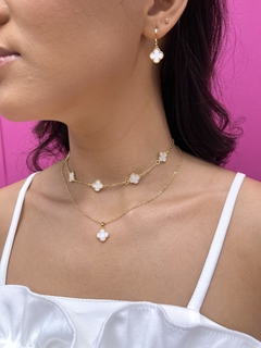 Choker de trevos branco folheado 35cm + extensor - loja online