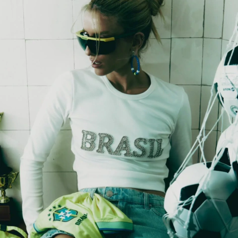 Blusa Off White Brasil Manga Longa