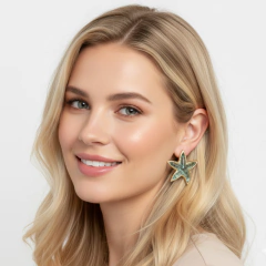 Brinco Estrela Do Mar Dourado com Cor Translúcida Resort - comprar online