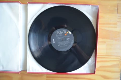 Box LP Elvis Presley – Elvis Presley (1989) na internet