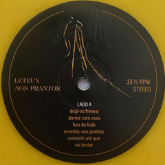 LP Letrux – Aos Prantos (2023) na internet