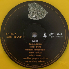 LP Letrux – Aos Prantos (2023) - Rio Records