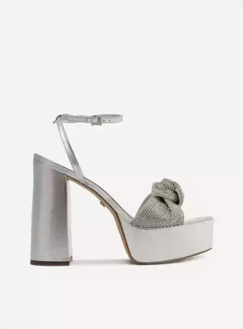 AREZZO SANDÁLIA PRATEADA MEIA PATA BICO QUADRADO KIRA