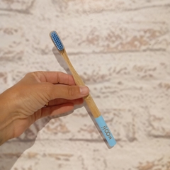 Cepillo Dental de Bambu MEDIA