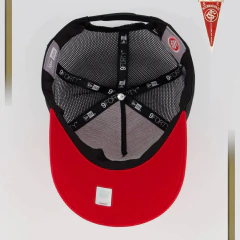 Boné New Era Internacional 940 Trucker Vermelho e Preto na internet