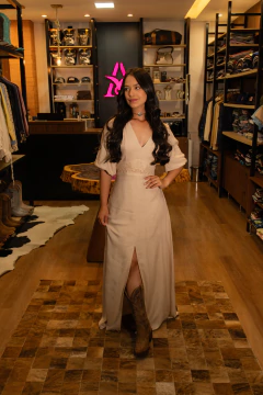 Vestido longo Buphallos na internet