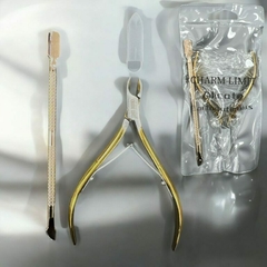 Alicate Cortacuticulas Con Repujador Charm limit - Insumos Sami
