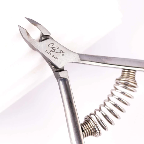 Corta Cuticulas Premium City Girl Con Resorte