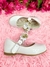 Sapatinho Branco Verniz Com Aplique de Flores Douradas Luxo (0743BD) - comprar online