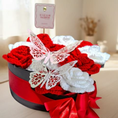 Cajas de rosas tejidas a mano - Tejidos Mishki