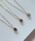 Colar com pingente lilás banho de ouro 18k - RS STORE | Semijoias Exclusivas e Minimalistas