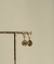 Argola Click com Pingente de Moedinha Banho de Ouro 18K - RS STORE | Semijoias Exclusivas e Minimalistas