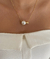 Colar de pérola e esfera em banho de ouro 18k - RS STORE | Semijoias Exclusivas e Minimalistas