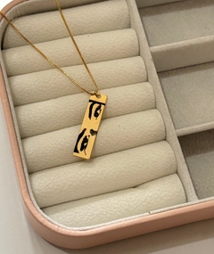 Colar retangular personalizado banhado a ouro