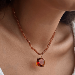 Colar Jade Caramelo e Cristal Fumê - comprar online