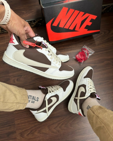 Tênis NK Air Jordan Travis Scott - Masculino