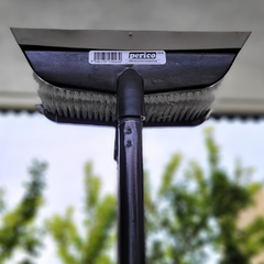 24 Limpia vidrios de Plástico 20 cm con Bastón Metalico Perico