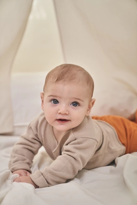 REMERA DE HILO MANGA LARGA