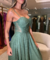 Vestido Clara na internet