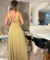 Vestido Longo Decote em V na internet