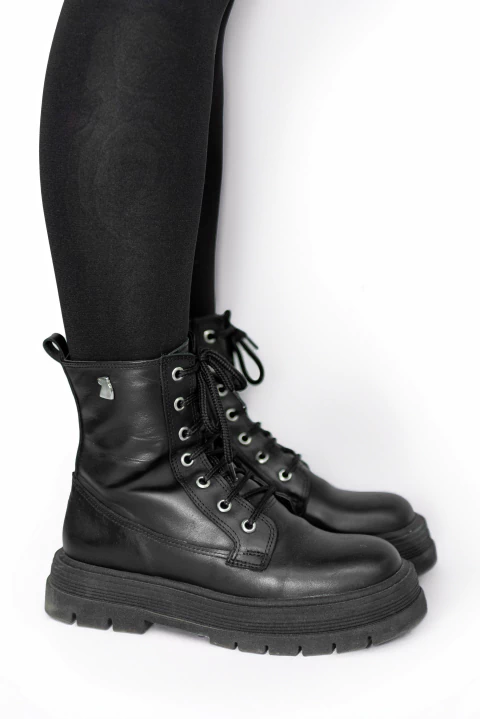 Borcegos de cuero con cierre - comprar online