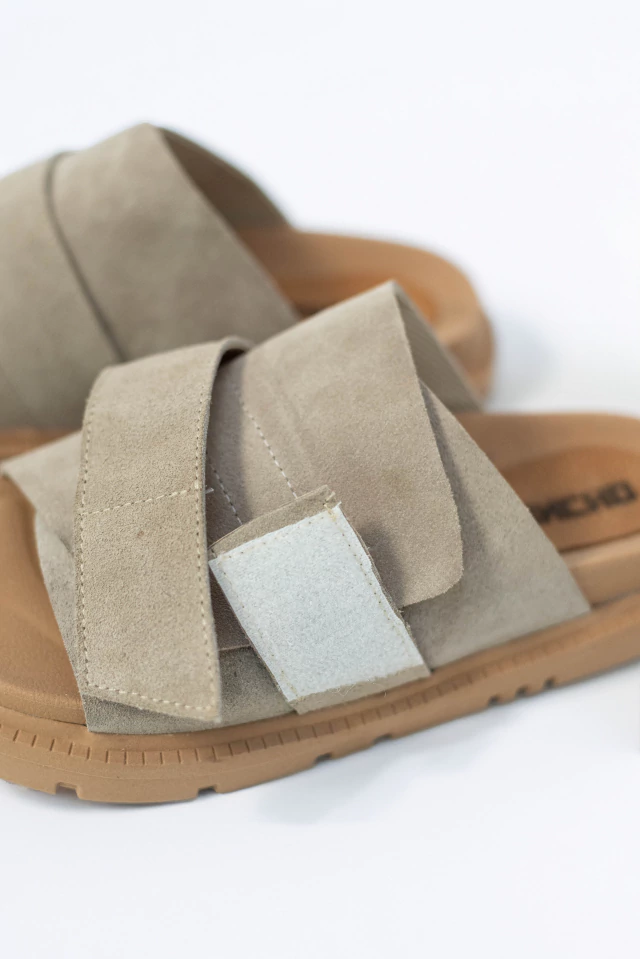 Sandalias con abrojo de Carpincho Indumentaria — imagen 5