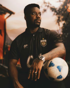 Café Preto Jersey Home 24-25 na internet