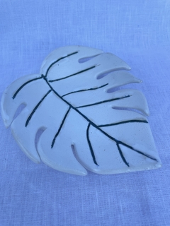 Porta joias, feito a mão em cerâmica.