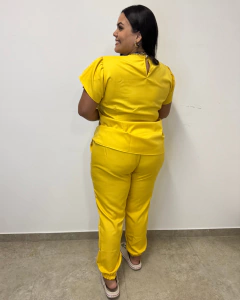 Imagem do Scrub Tulipa Plus Size - Amarelo