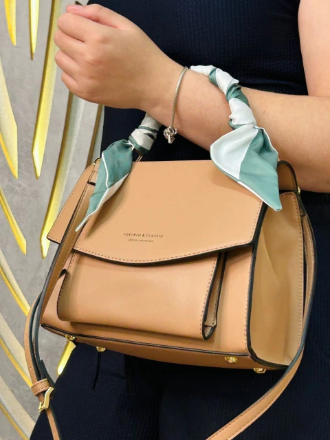 Modelo de Mão Estruturado - VeryRio Classic