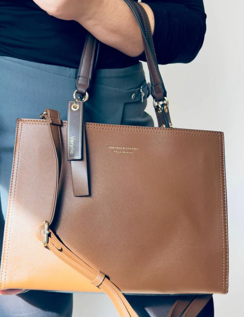 Modelo de Mão - VeryRio Clássic - comprar online