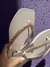Chinelo bordado - Uze Thay Shoes