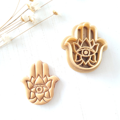 198 - Cortador Embossing Hamsa - comprar online