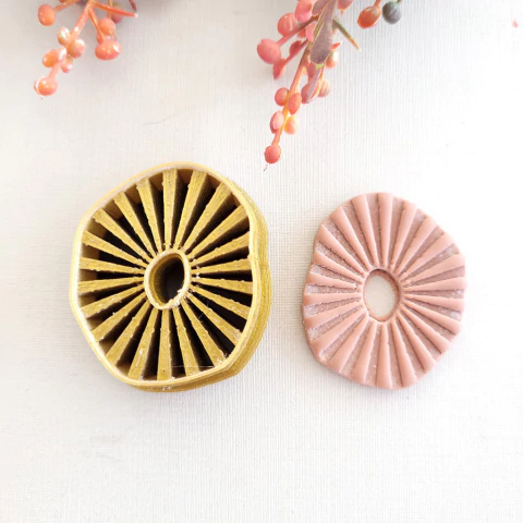 Cortador Oval com Listras