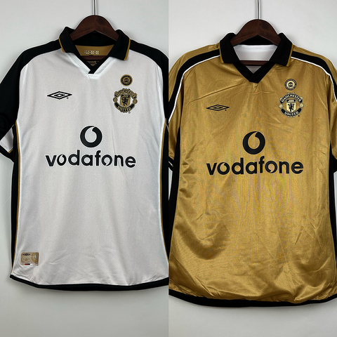 Camisa Manchester United Retrô 2001 - Dupla Face - Umbro