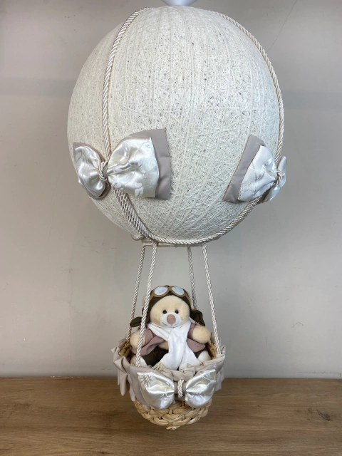 Lustre Balão Bege + Urso Aviador Bege
