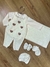 Kit Jardineira 3 peças - Off White com Corações - comprar online