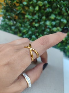 Anel levemente regulavel 17/18 Aço Inoxidável Dourado na internet